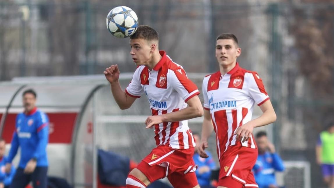 留洋喜讯！17岁中国球员单场造3球，助球队10-1狂胜