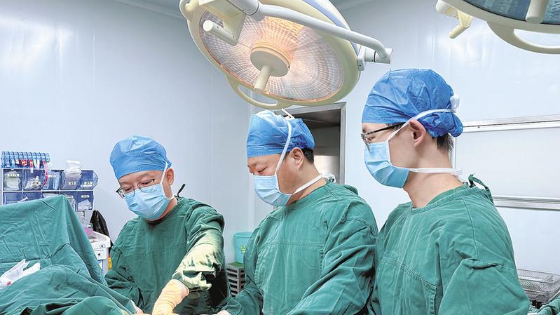 渭南：一袭白衣胜过春风万里