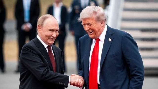 普京将踏上迈阿密红毯？美国这波180度大转弯，醉翁之意不在酒