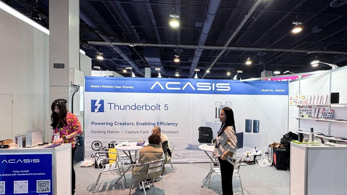 在CES展会上，ACASIS展台因其全新高速产品系列而备受瞩目