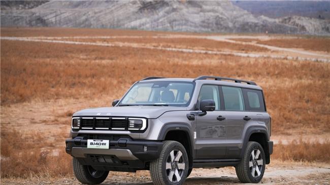 硬派与城市生活的完美平衡术，这次真的被它玩明白了