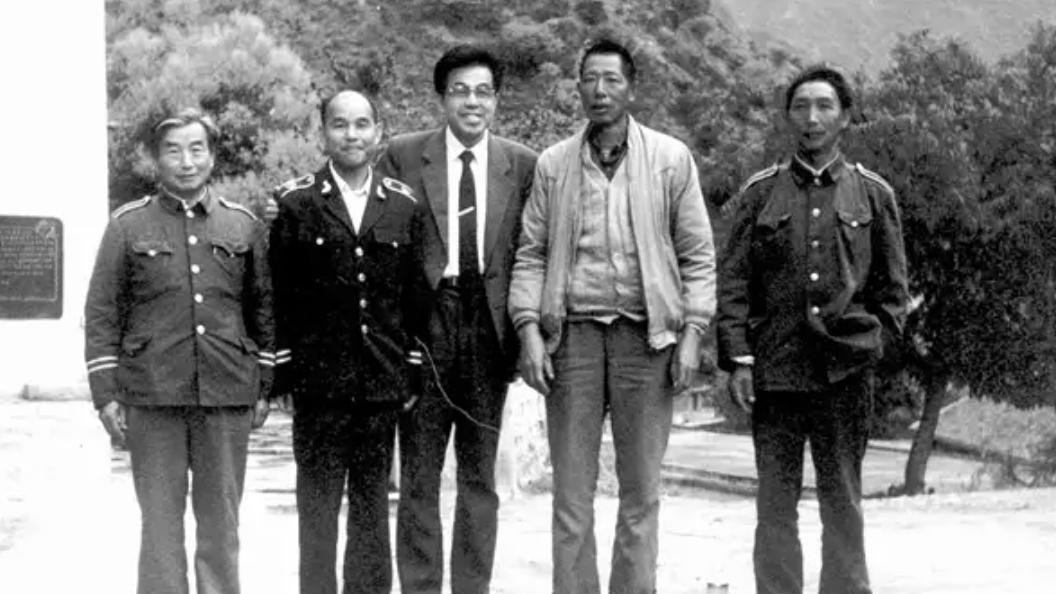 1984年徐洪慈获平反，曾因不服判决逃亡27年，去世前获得离休待遇