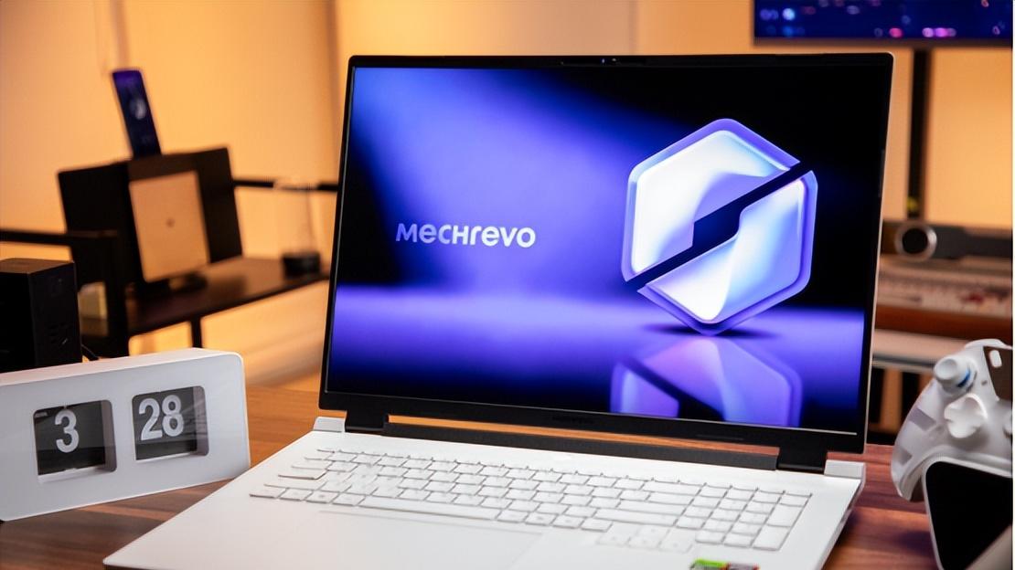 机械革命苍龙 18 Pro：18英寸大屏+Pantone认证，创作者的新选择