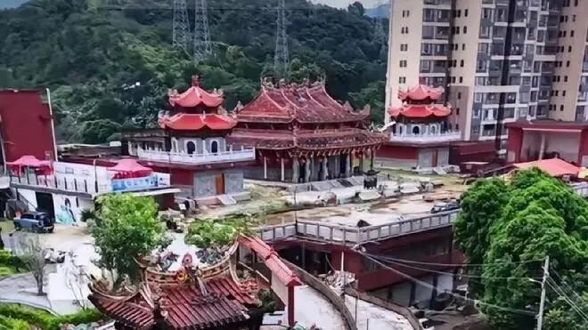 福建安溪寺庙遭雷击：道门“翻坛伐庙”的背后，藏着怎样的天地玄机？
