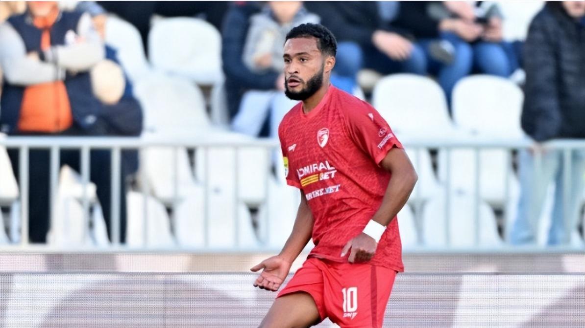 武汉三镇锁定欧洲全能边锋，19球28助攻！