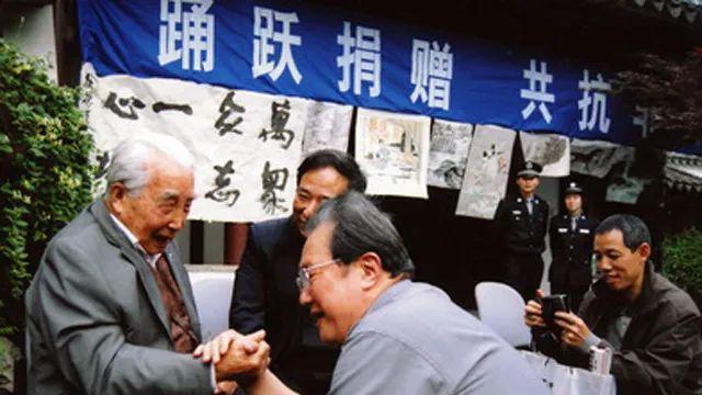 【武中奇】“军中三支笔”之一，率战士在淄川以步枪击落日军飞机