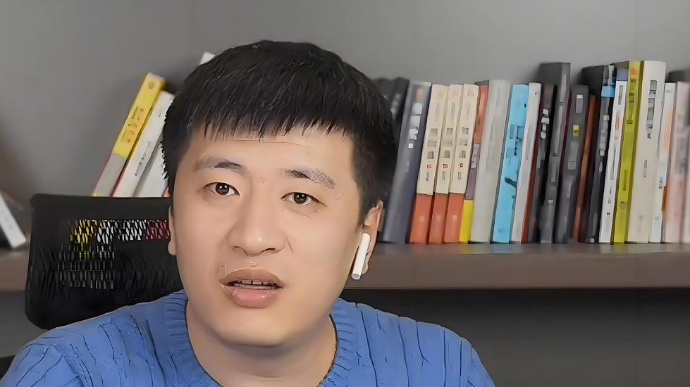 张雪峰拿罗永浩举例子，不当英语老师就不要学英语