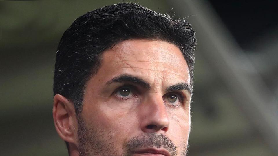 英超首尾战爆大冷！阿森纳94分钟乌龙绝杀自己，狼队笑了，争冠生变