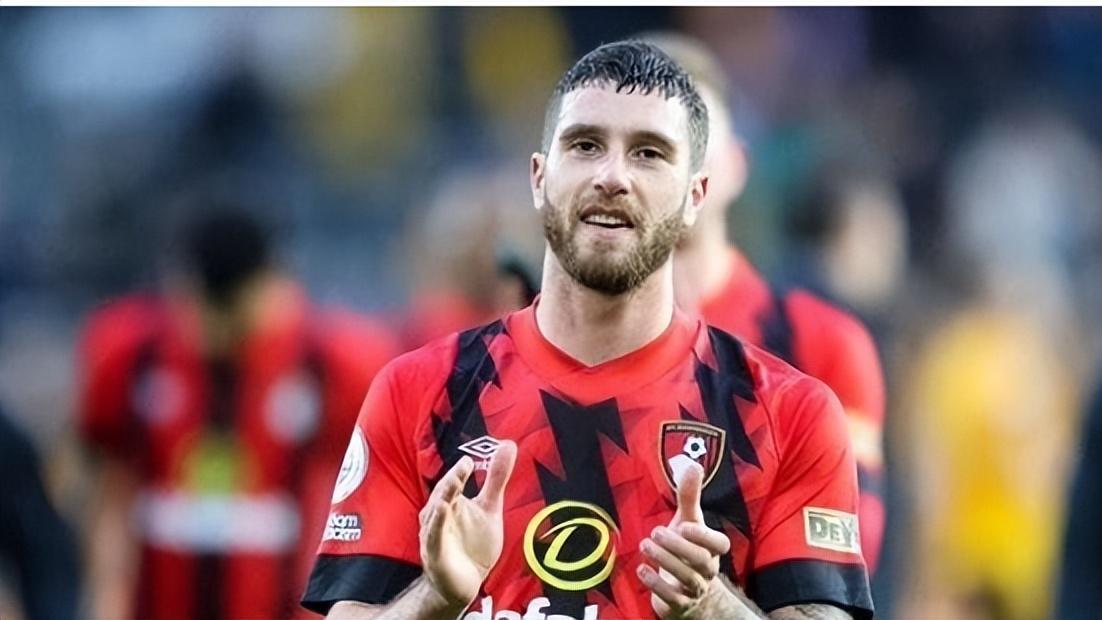 尤文图斯挖角28岁英超天才中卫，阿根廷国脚！