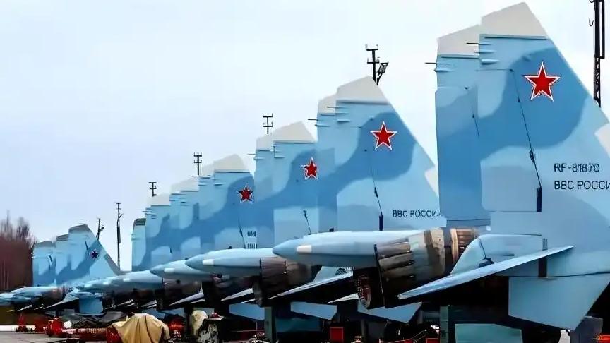 一分钟起飞一架，需3天才能全部升空，俄空军到底有多少飞机？