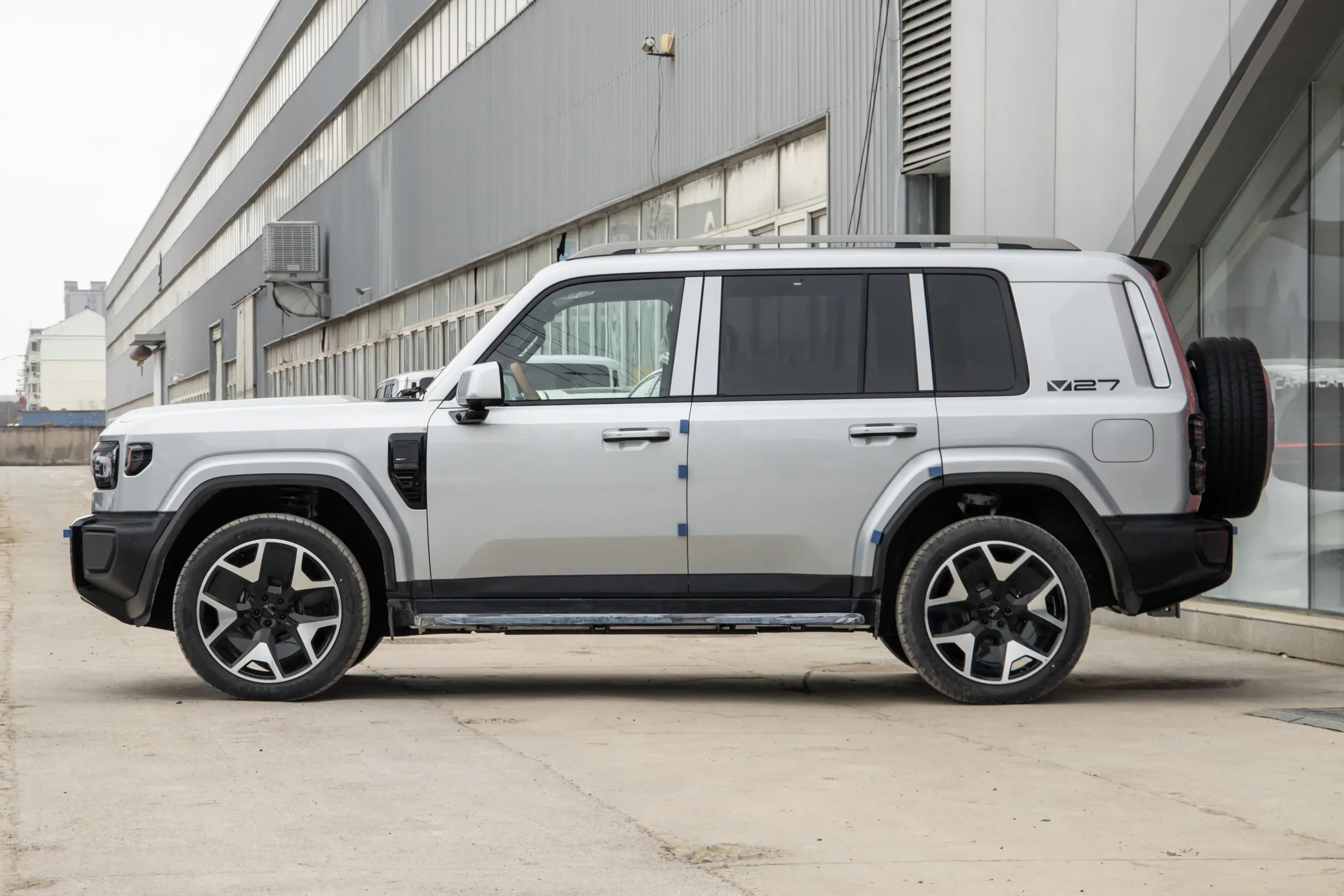 12家车企年销量目标：奇瑞冲击320万辆，零跑、鸿蒙智行100万辆