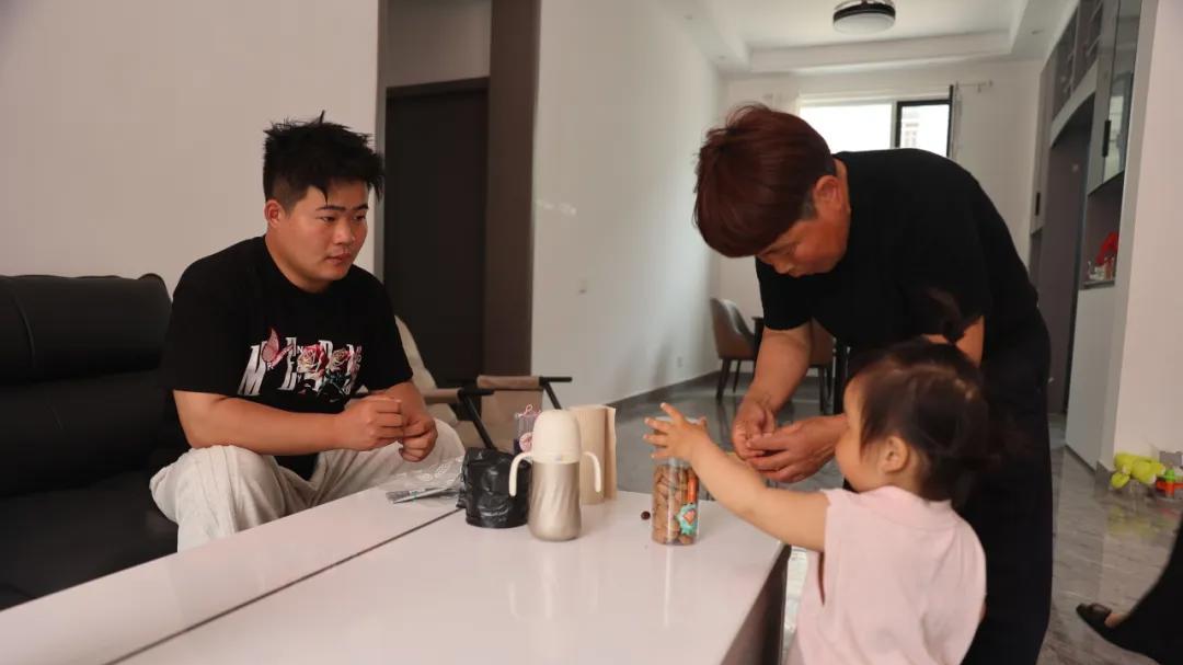 从“遗言电话”看“宇宙中心”曹县为何盛产平民英雄