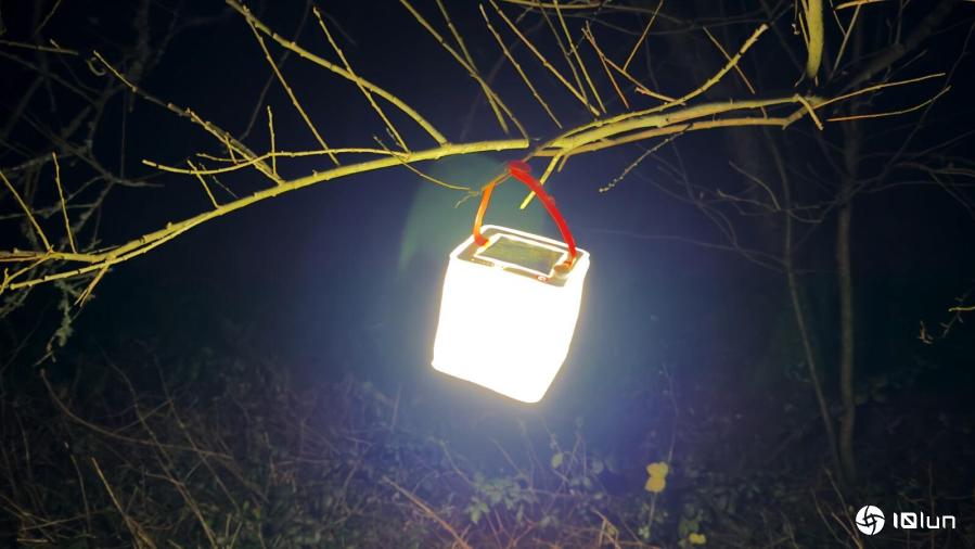轻便耐用的LuminAID PackLite Nova充气太阳能露营灯评测