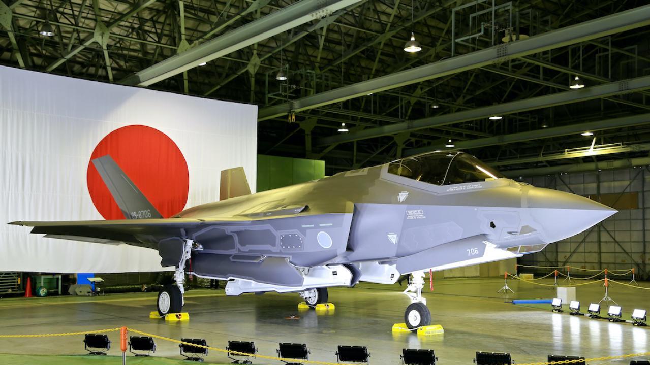 距中国仅一条黑龙江之隔，美媒：15架SU-57战斗机在远东露天停放