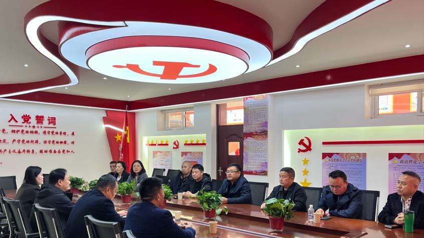 情系教育润桃李 爱心捐赠暖校园——西安市心连心志愿者协会联合爱心企业助力兴平乡村教育发展