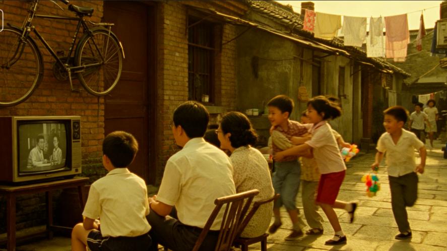 旧时光里的快乐：没 VIP 没手机，却藏着一辈子的念想