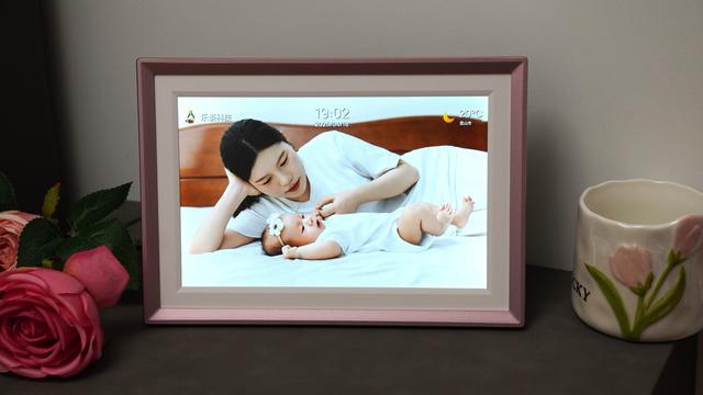 ARZOPA数码相框评测：10.1英寸大小+高清屏幕，视频图片都能投