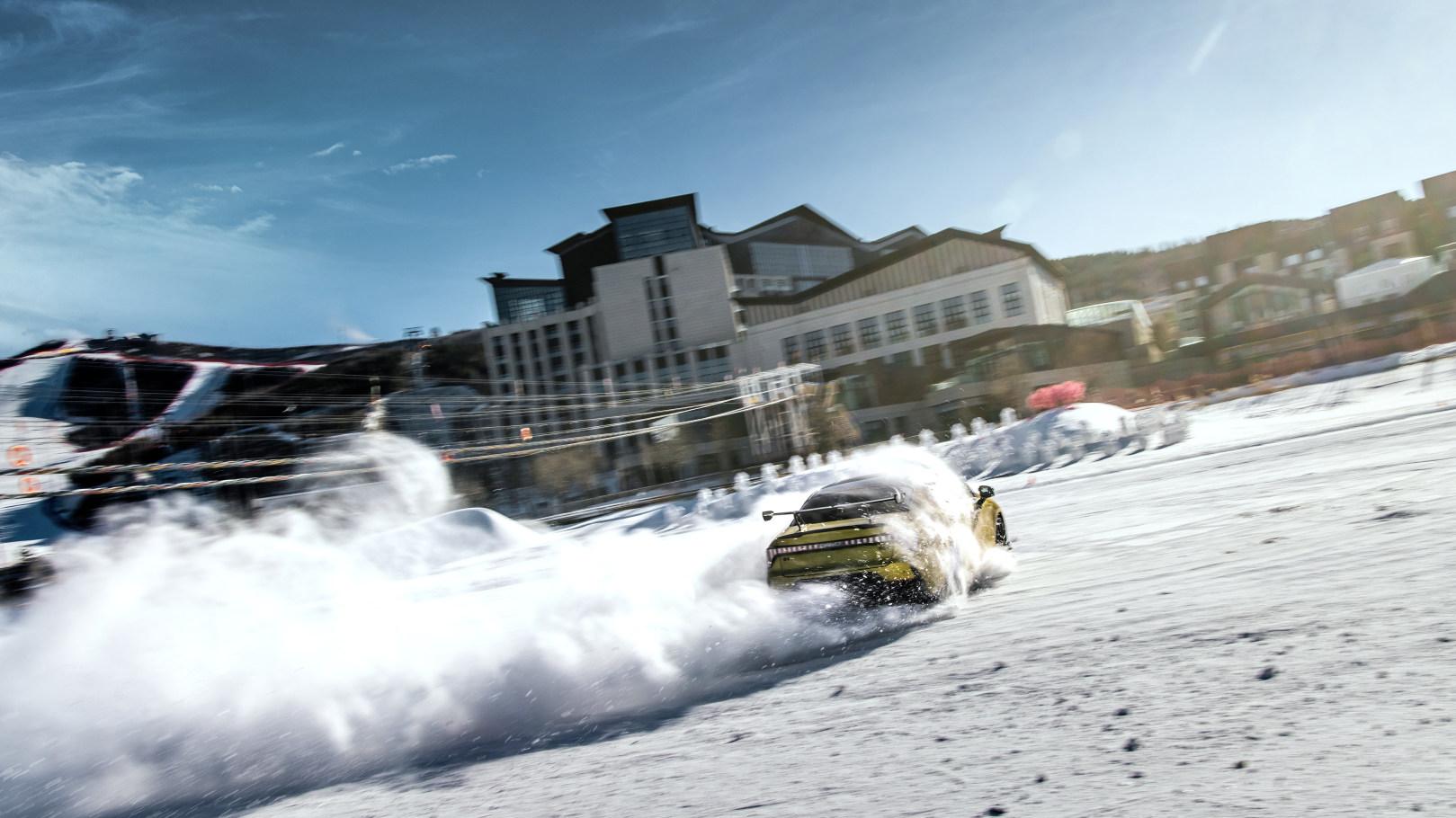 零下低温不示弱，领克03家族演绎冬日强者风范