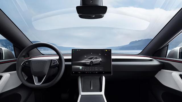 买得起车、交不起险的年轻人