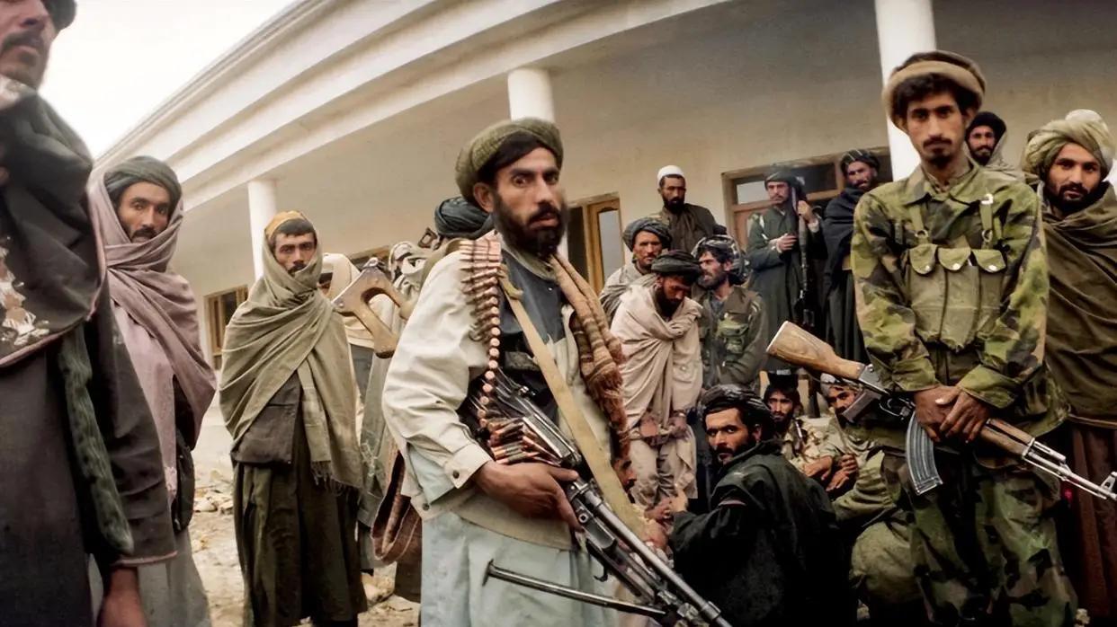 杜兰线：一条殖民者划出的边界为何让两国厮杀百年？