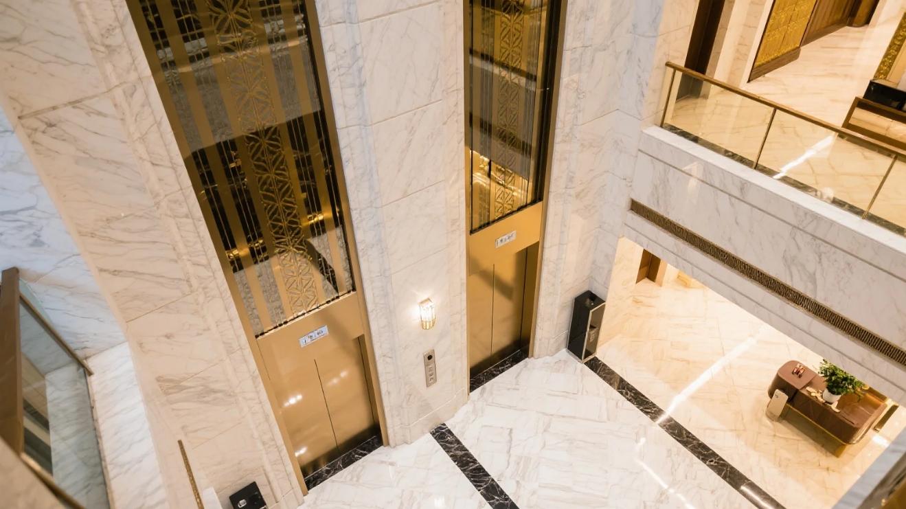 智能电梯项目需要定期升级吗？升级费用又是多少？