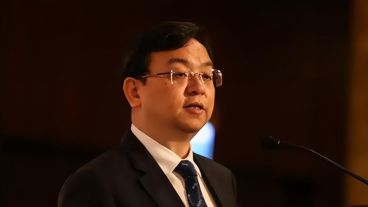 “消灭你与你无关”，比亚迪的王炸，王传福不是说着玩