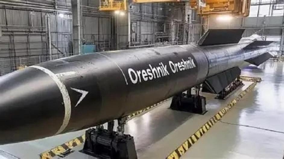 俄罗斯首次在境外部署榛树Oreshnik导弹系统