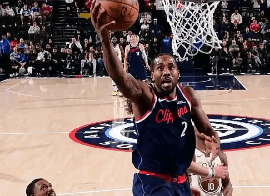 快船是双星给祖巴茨打工，现在就是，祖巴茨堵你一下，那你留成了吸引包夹然后让其他人发挥的工具人