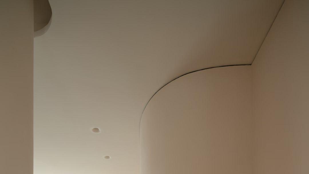 空间炼金师：柯马KOMA陶晶石艺术漆在商业品牌塑造中的价值赋能