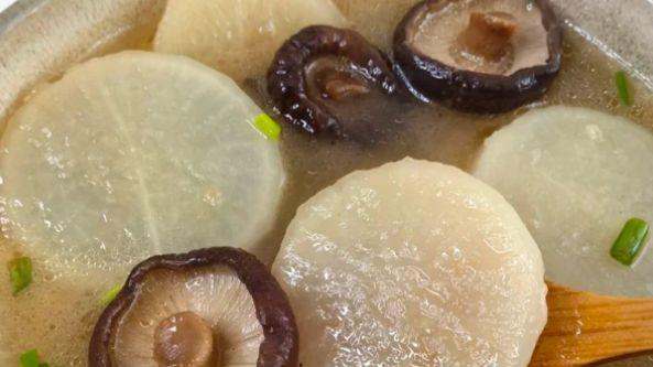 不起眼的素烧萝卜，却是重庆人家冬日的心头好