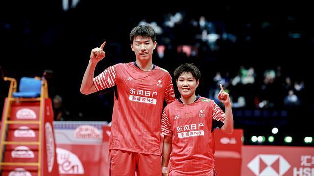 全英公开赛混双 冯彦哲/黄东萍1-2不敌丹麦维斯特加德/布什