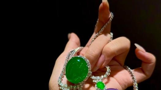 腾冲玉韵藏匠心：万福荣祥的翡翠非遗坚守