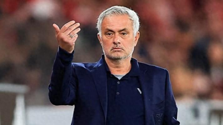 欧洲唯一不败金身！穆里尼奥率本菲卡创纪录，但争冠前路仍堪忧