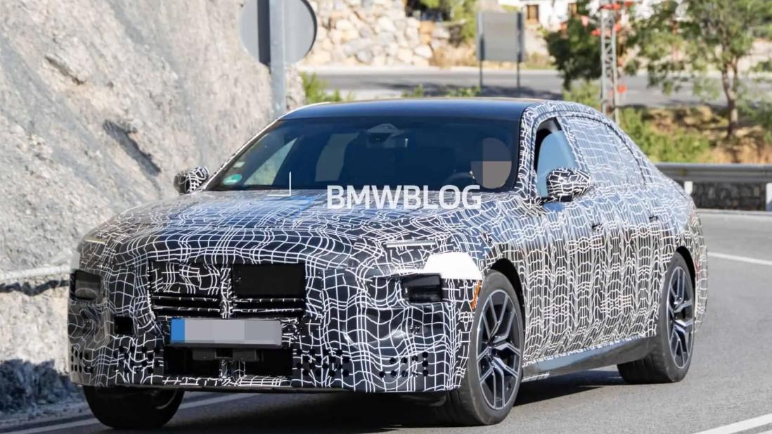 宝马7系改款取消L3级自动驾驶，换装iX3同款L2系统