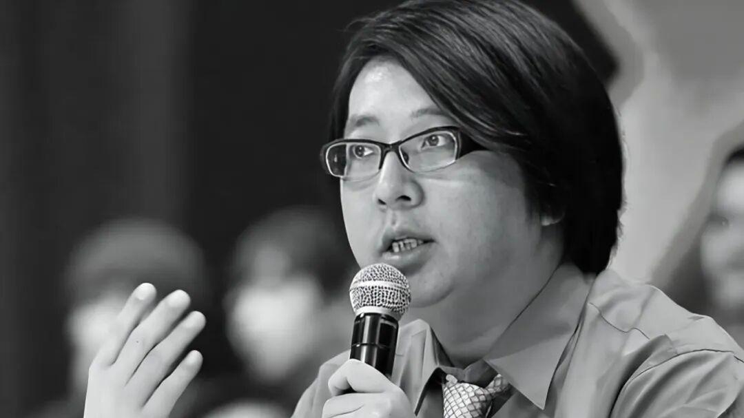 57岁音乐人袁惟仁去世，意外跌倒成植物人，曾创作《征服》等歌曲