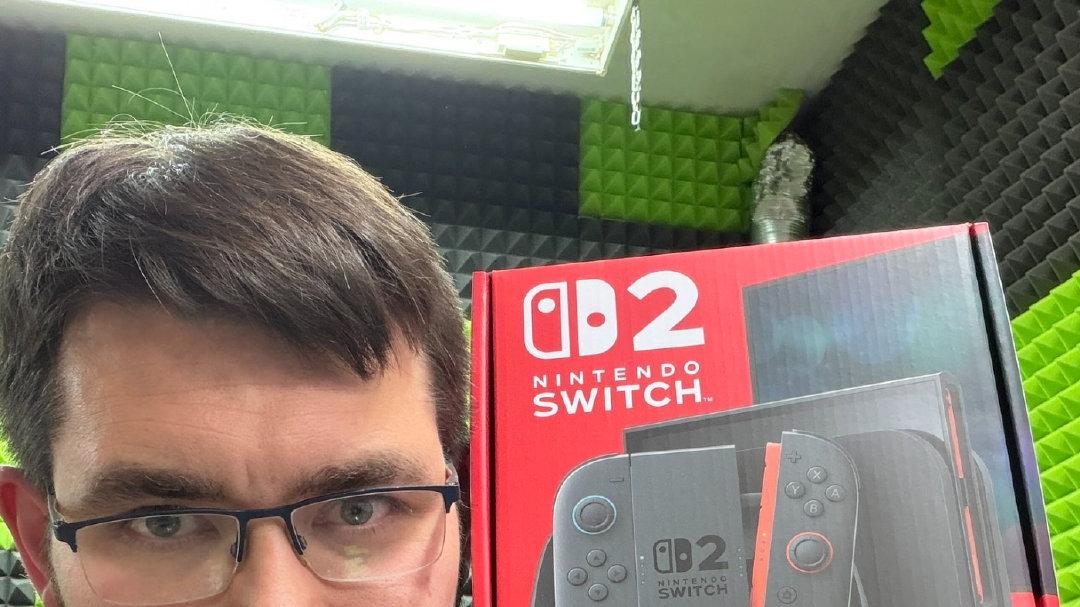 Switch 2改良版拆机结果出炉，玩家期待的屏幕升级落空