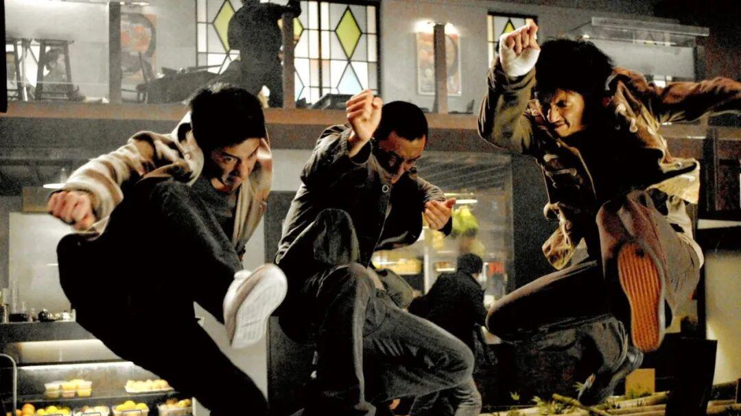 为什么现在的动作电影不行了？因为巨星凋零，还是没人肯拼命了？