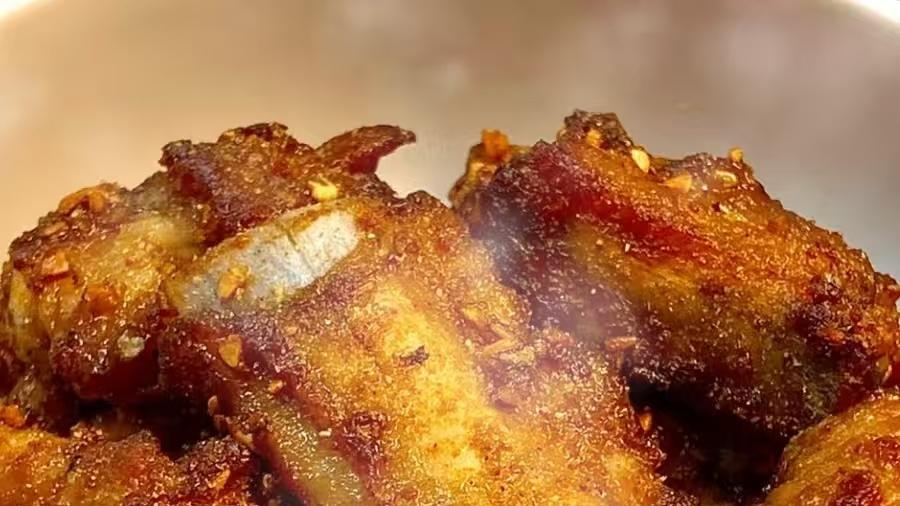 一口咬下去，脆皮包裹着鲜嫩肉汁的幸福感