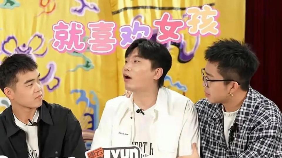 何九华综艺卖“女儿奴”人设，闭口不提孩子妈，全网心疼王鸥