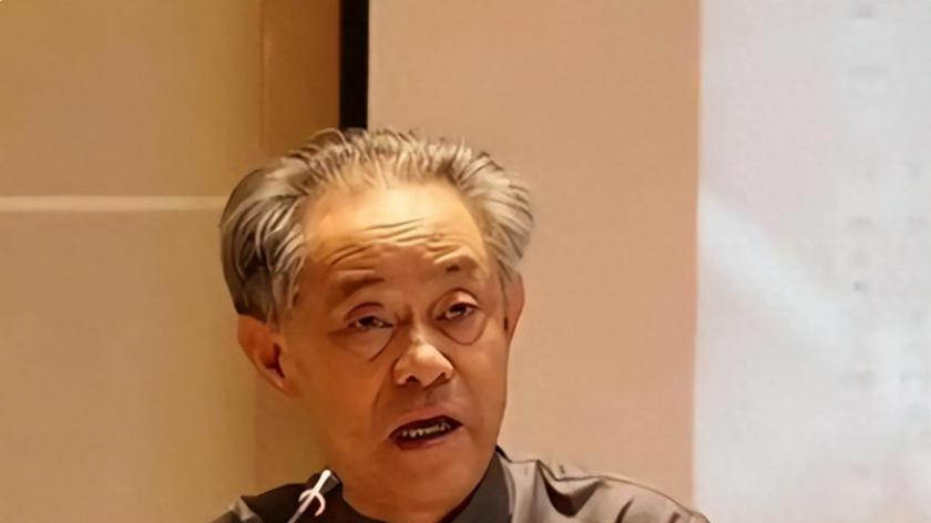 国宝变私货？南博前院长身份被扒，《江南春》撕开文物监管黑洞