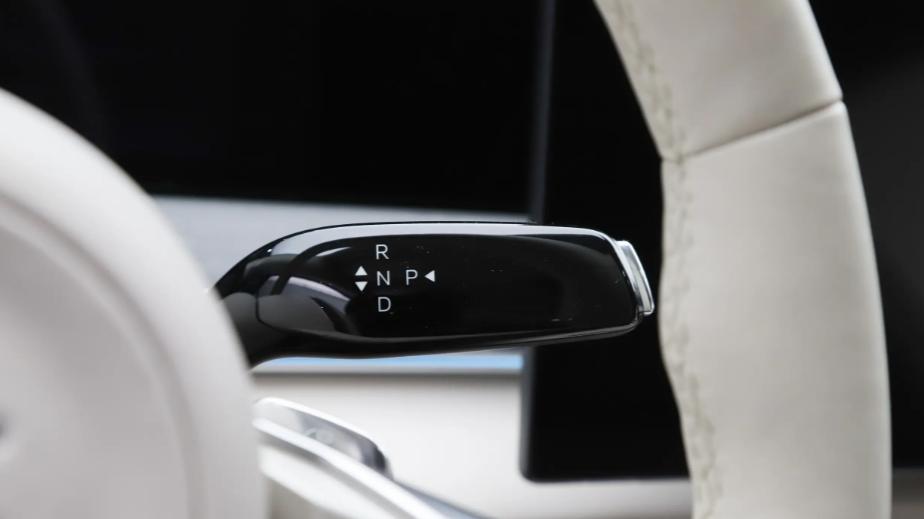 这才是真正的旗舰级SUV，大唐EV官图公布，预估售价不便宜