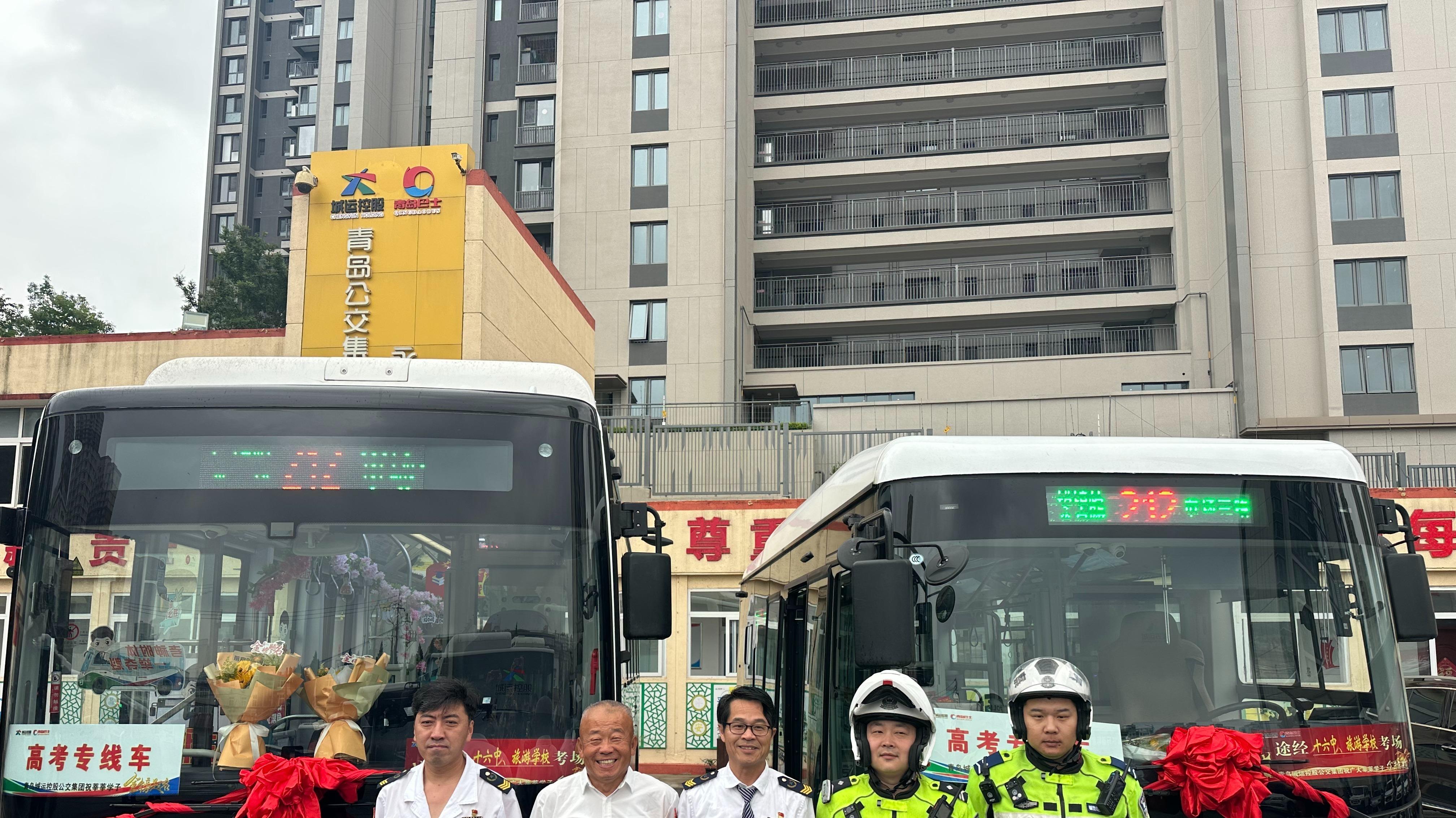28载“青春班列”再启程：青岛巴士212路从“一路生花”驶向“毕业驿站”