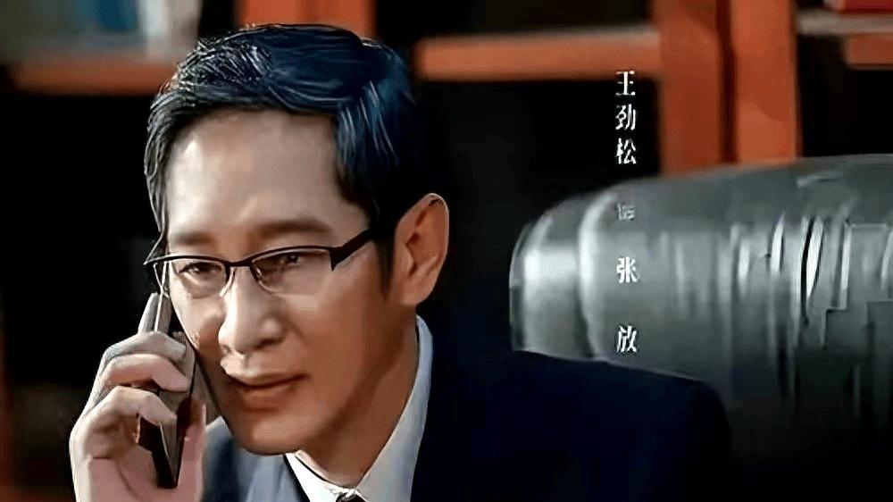 王劲松发文控诉AI盗用，声音口型难辨真假，担忧沦为诈骗工具