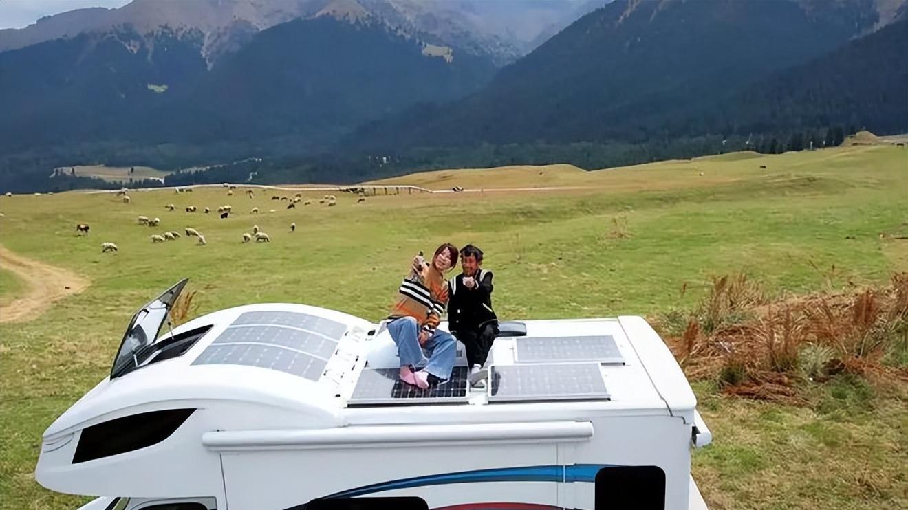 全网最孝顺养女张白鸽，买房车带75岁养父旅行，一年跑3万公里