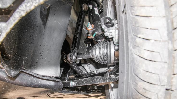 8万级德系SUV底盘实测，26款途岳新锐是“板悬”，还是真香？