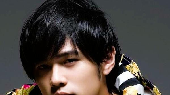 周杰伦澳网首秀！打网球比开演唱会累，全场跑 2000 米​