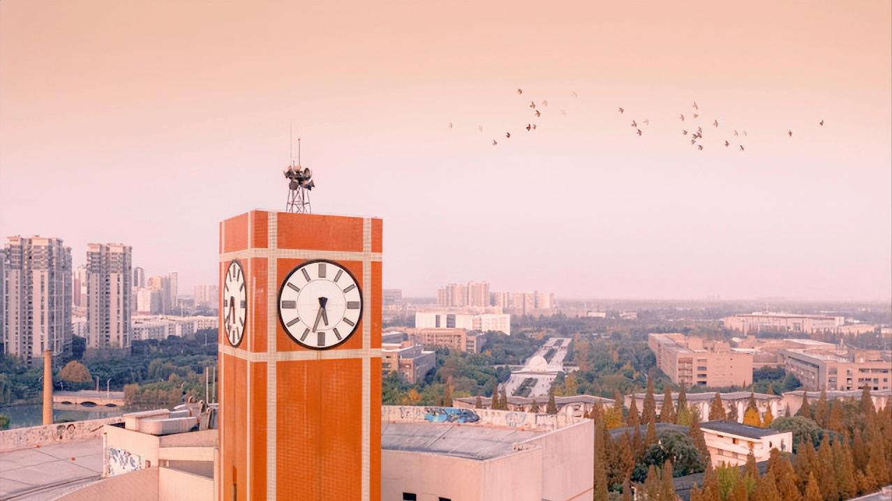 2026四川高校经费“大洗牌”：成理西华猛涨，6所院校预算缩水超15%