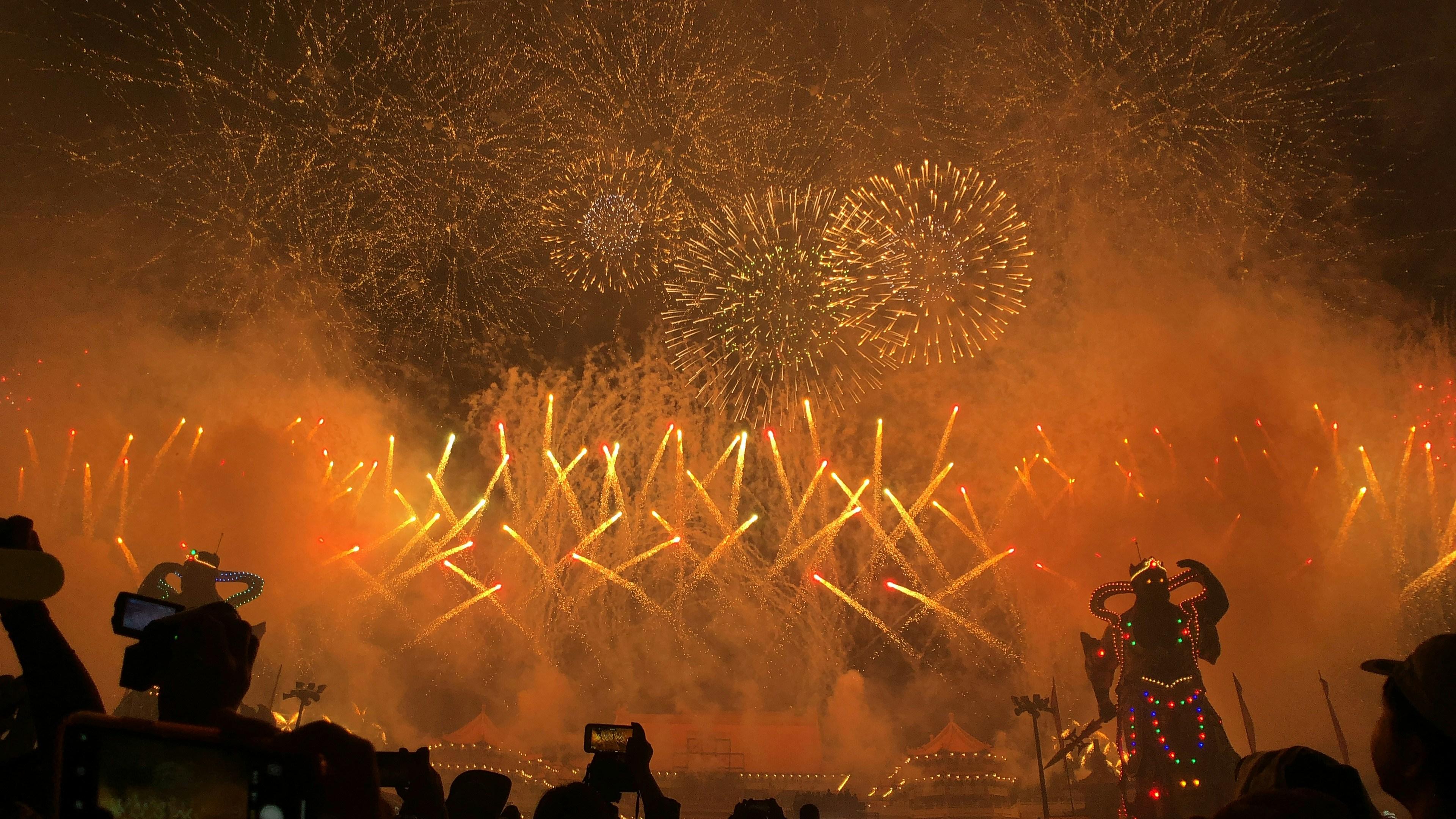 年味都去哪儿了？承认吧，我们就是过不好年的这一代人