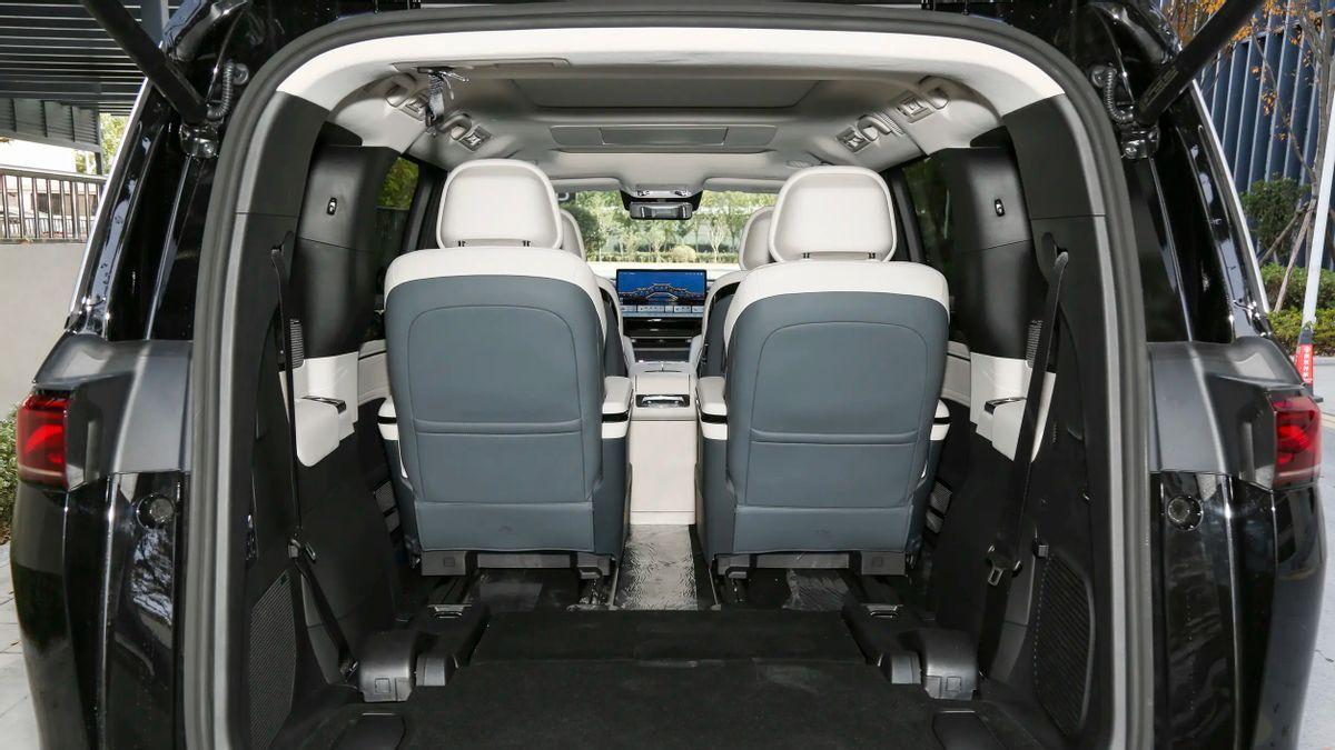 家用MPV二选一，丰田格瑞维亚还是比亚迪夏？