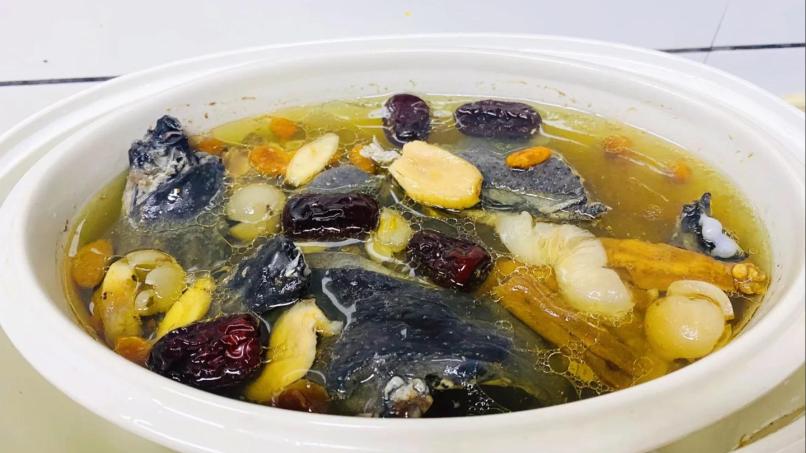 气血顺的人过年真的不显累，3步轻养顺气血，熬夜拜年也能状态在线不垮脸